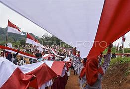 Bendera Merah Putih Terpanjang